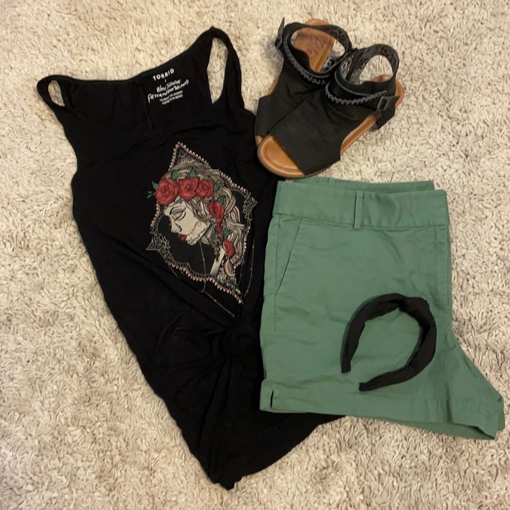 LOFT Riviera Shorts - green